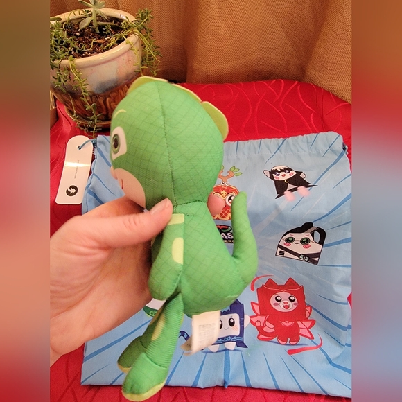 PJ Masks drawstring bag and Gekko plush - Picture 8 of 11